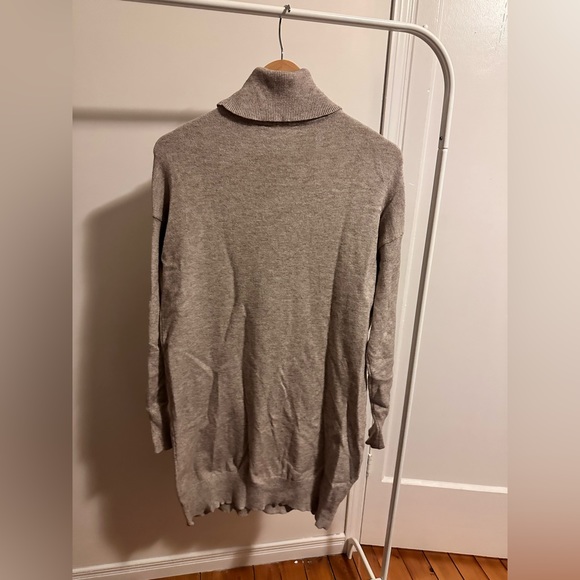 Seven Sisters - Sweater Dress - Picture 2 of 7